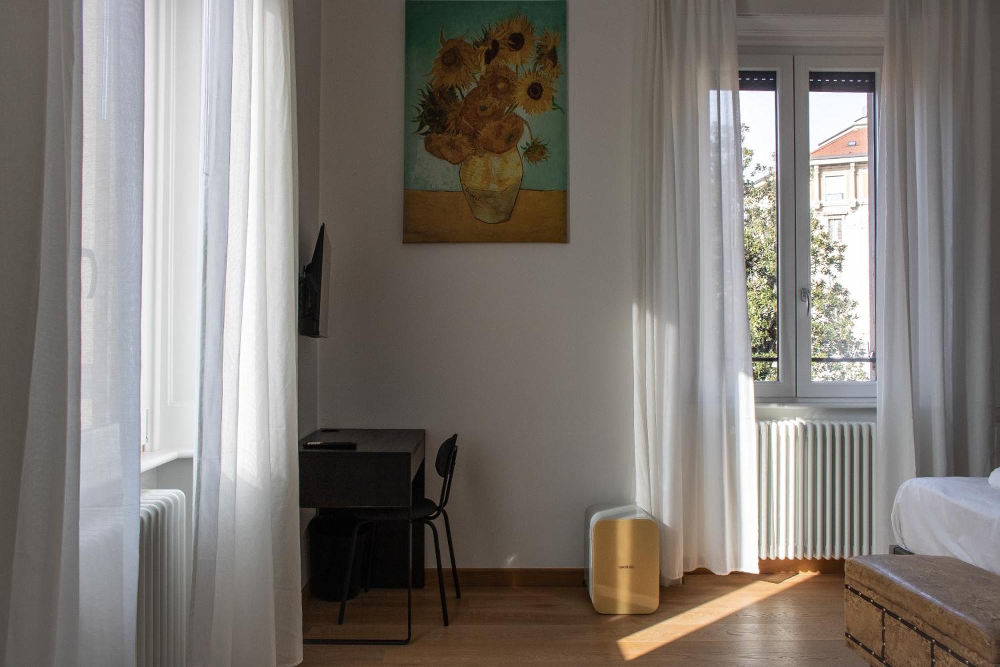 Rrrapido Holy Suites And Rooms - Via Sardegna มิลาน ภายนอก รูปภาพ